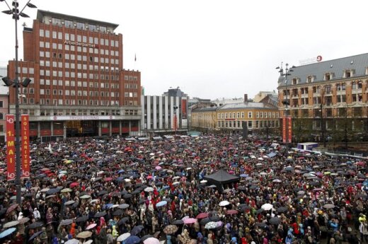 Norwegia: pierwszy protest przeciwko Breivikowi