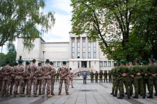 How long could Lithuania resist open military aggression?