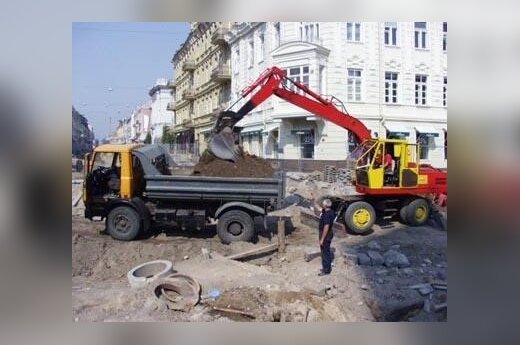Druzgocące wnioski ekspertów: prawie połowa nawierzchni prospektu Giedymina do wymiany