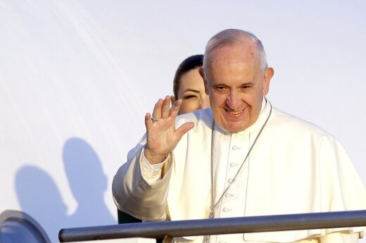 Popiežius Pranciškus ir D. Trumpas susitiks nepaisant aštrių nesutarimų