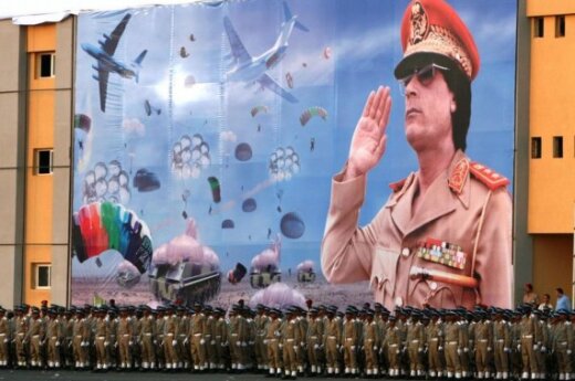 Швейцария выплатит компенсацию сыну Каддафи
