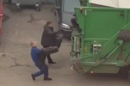 Nufilmavo, kaip autoservise atsikratoma nereikalingomis padangomis