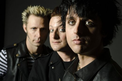 Wokalista Green Day do końca roku na odwyku